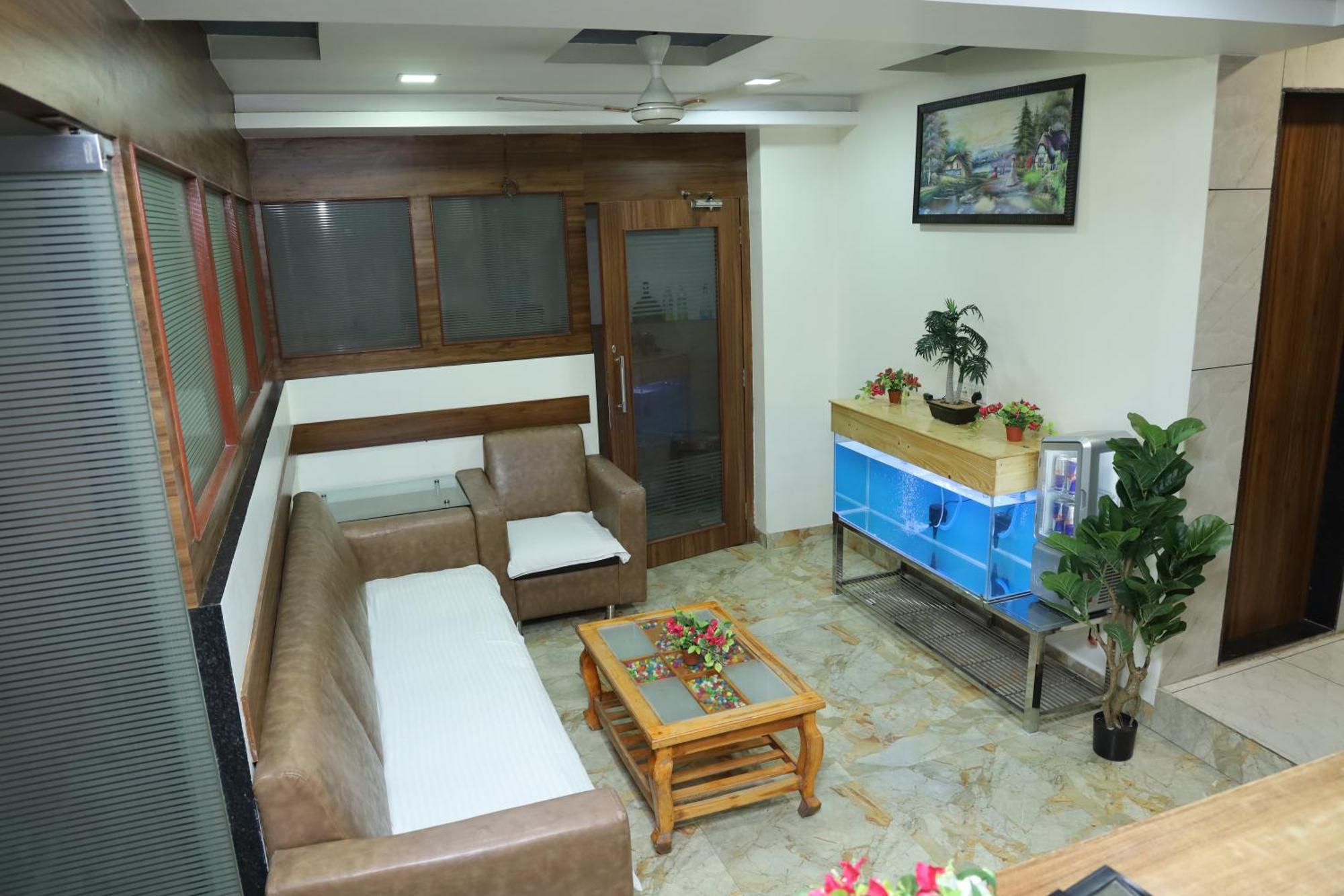 Hotel Satyam Residency Navi Mumbai Exterior foto